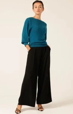 LONG SLEEVE RIPPLE KNIT TOP IN CERULEAN BLUE 14 LONG SLEEVE RIPPLE KNIT TOP IN CERULEAN BLUE -Clothing Discounts Shop LR 34SLEEVERIPPLETOPINCERULEANBLUEWITHPLEATEDPANTINBLACK13 MIASKW25