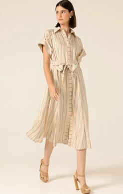 BELLE LANE SHIRTMAKER 13 BELLE LANE SHIRTMAKER -Clothing Discounts Shop LR BELLELANESHIRTMAKERINSTONEBLUESTRIPE93 MADIA25