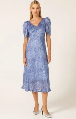 BLUE JAY MIDI DRESS 11 BLUE JAY MIDI DRESS -Clothing Discounts Shop LR BLUEJAYMIDIDRESSINPERIWINKLEFLOWER30 KAROLINAWCK25