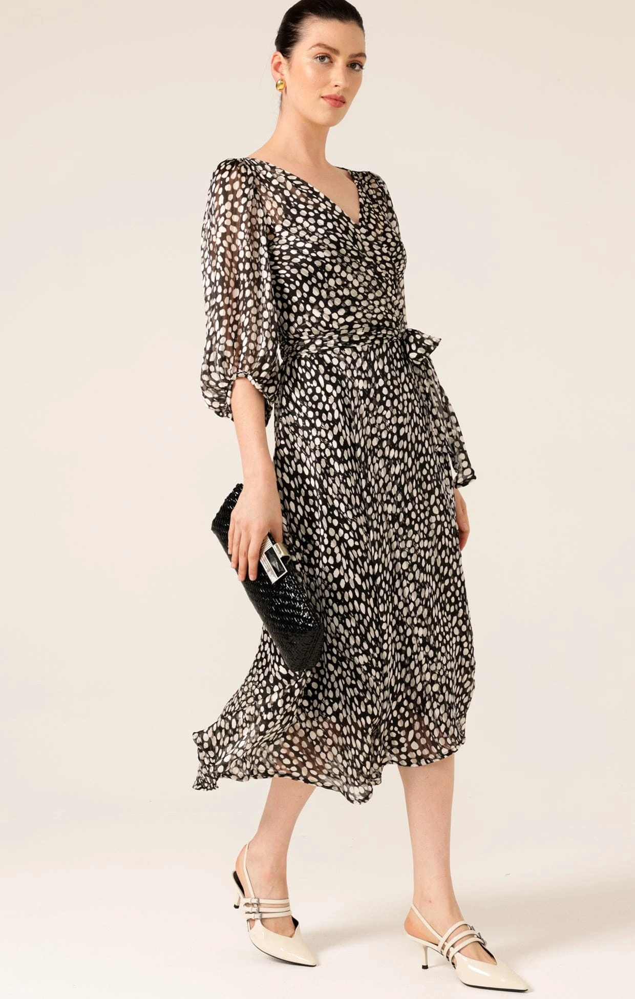 CLOUDLAND WRAP DRESS IN BLACK WHITE SPOT 4 CLOUDLAND WRAP DRESS IN BLACK WHITE SPOT - Image 2