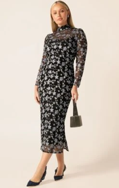 DELICATE DOMAIN DRESS -Clothing Discounts Shop LR DELICATEDOMAINDRESSINBLUEBLACKFLORALCURVE12 BLC25
