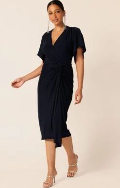 THE EMPORIUM DRESS IN NAVY 11 THE EMPORIUM DRESS IN NAVY -Clothing Discounts Shop LR EMPORIUMDRESSINNAVYCURVE16 TERRILC25