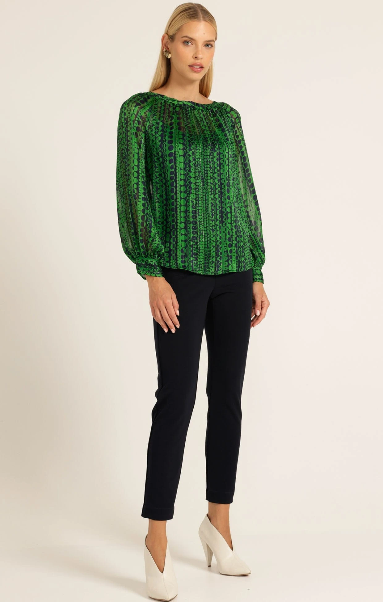 SKINNY PANT IN BLACK 3 SKINNY PANT IN BLACK