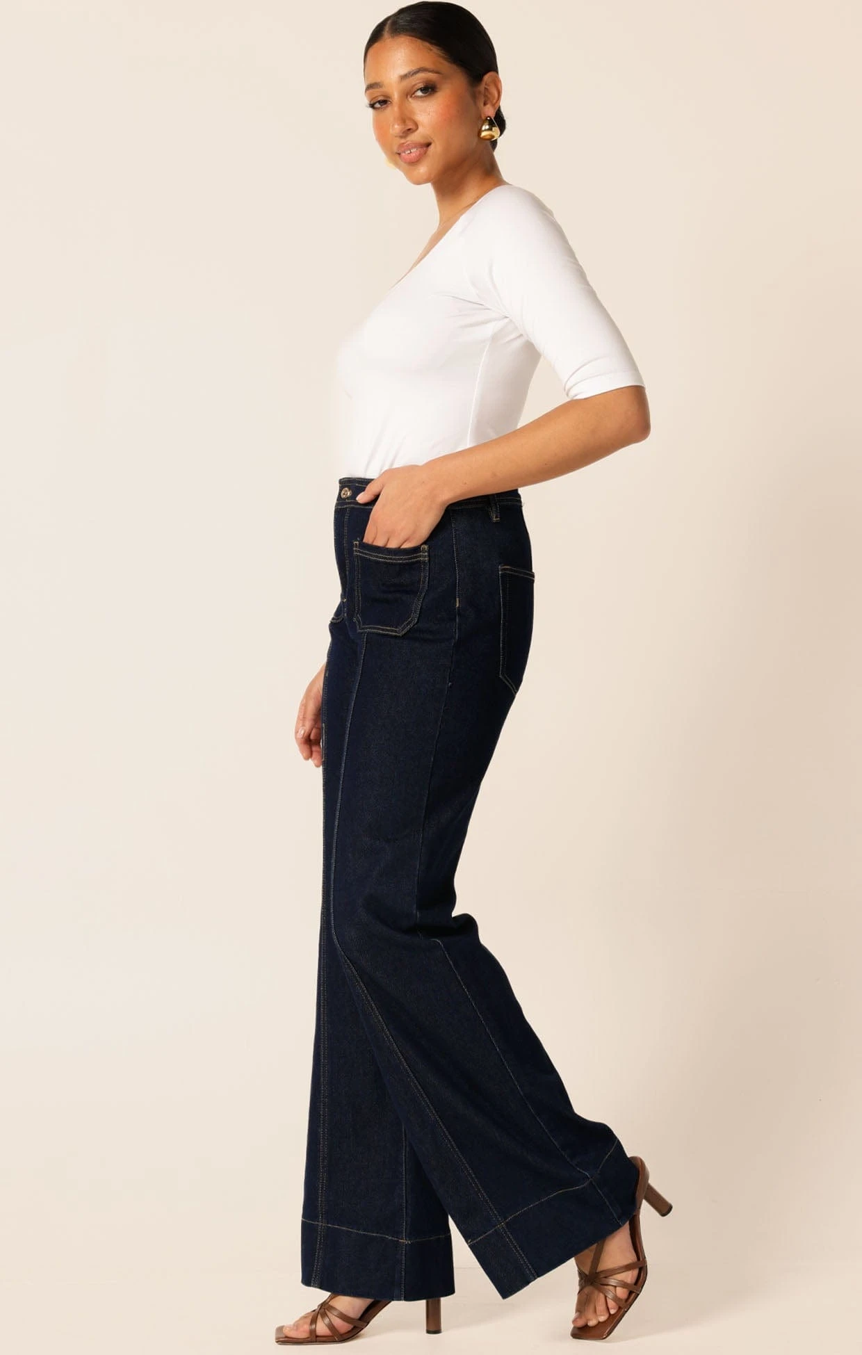 3/4 SLEEVE TOP IN WHITE 8 3/4 SLEEVE TOP IN WHITE - Image 6