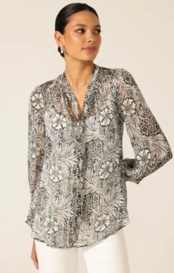 FLORENTINE BLOUSE IN BLACK WHITE FLORAL