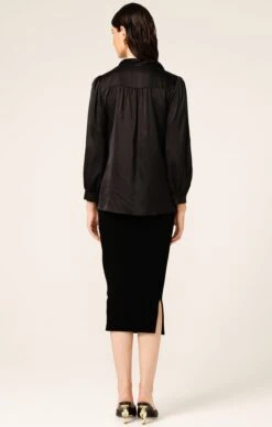 HATCHIE BLOUSE IN BLACK -Clothing Discounts Shop LR HATCHIEBLOUSEINBLACKWITHPENCILSKIRT2 MADIA25