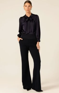 HATCHIE BLOUSE IN NAVY 13 HATCHIE BLOUSE IN NAVY -Clothing Discounts Shop LR HATCHIEBLOUSEINNAVYWITHCLASSICTROUSERINNAVY1 BELMAA25