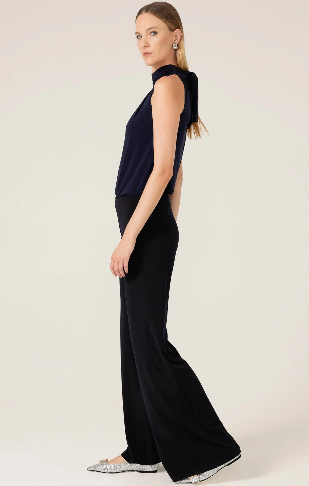 SEAMLESS PANT IN NAVY 8 SEAMLESS PANT IN NAVY - Image 6