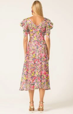 NEW BLOOMS MIDI 15 NEW BLOOMS MIDI -Clothing Discounts Shop LR NEWBLOOMSMIDIDRESSPINKDITZYFLOWER1 KAROLINAWCK25