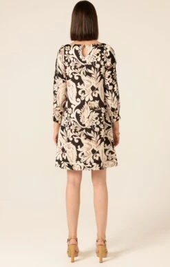 PAISLEY LANE SHIFT 16 PAISLEY LANE SHIFT -Clothing Discounts Shop LR PAISLEYLANESHIFTINBLACKCREAMPAISLEY2 MADIA25