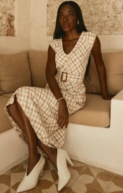 PETAL PATHWAY DRESS 17 PETAL PATHWAY DRESS -Clothing Discounts Shop LR PETALPATHWAYDRESSCAMPAIGN2545 IZAAC25