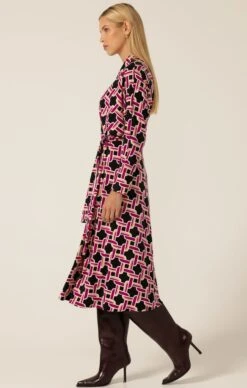 ROVEL DOLMAN DRESS 15 ROVEL DOLMAN DRESS -Clothing Discounts Shop LR ROVELDOLMANDRESSINMAGENTATANBLACKLINK52 KAROLINAWCK25