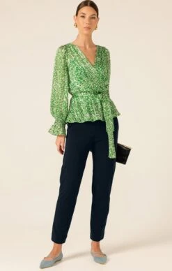 SHERWOOD BLOUSE 13 SHERWOOD BLOUSE -Clothing Discounts Shop LR SHERWOODBLOUSEINGREENWHITECROSSHATCH18NAVYTAPEREDLEGPANT BELMAA25