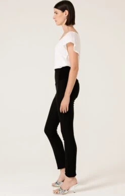 SKINNY PANT IN BLACK 18 SKINNY PANT IN BLACK -Clothing Discounts Shop LR SKINNYPANTINBLACKWITHANALIATOPINWHITE86 MADIA25
