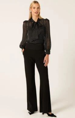 CLASSIC TROUSER IN BLACK