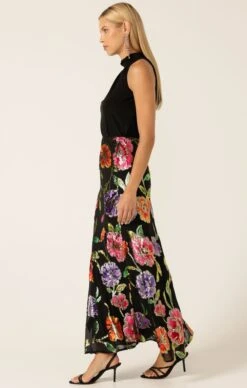 NIGHT FLOWER BIAS SKIRT 17 NIGHT FLOWER BIAS SKIRT -Clothing Discounts Shop LR YEJIBIASSKIRTINBLACKMULTILUREXFLORALWITHHIGHNECKTIETOPINBLACK12 KAROLINAWCK25