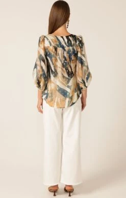 ZOEY BLOUSE 14 ZOEY BLOUSE -Clothing Discounts Shop LR ZOEYBLOUSEINNAVYSANDGOLDABSTRACTWITHGIGIJEANINWHITE3 ELIZAVETAS25