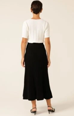 CHEVRON KNIT FLARED SKIRT IN BLACK -Clothing Discounts Shop chevron knit flared skirt in black knitwear MIASKW25