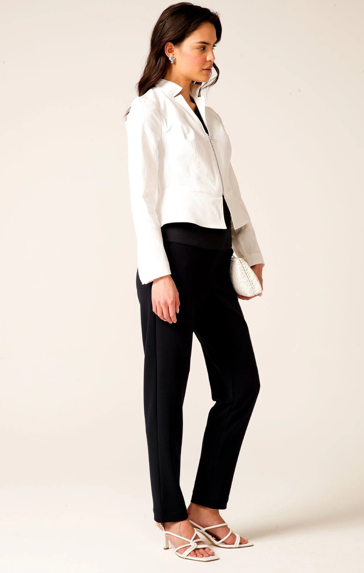 FRONT ZIP PEPLUM JACKET IN WHITE 9 FRONT ZIP PEPLUM JACKET IN WHITE - Image 7