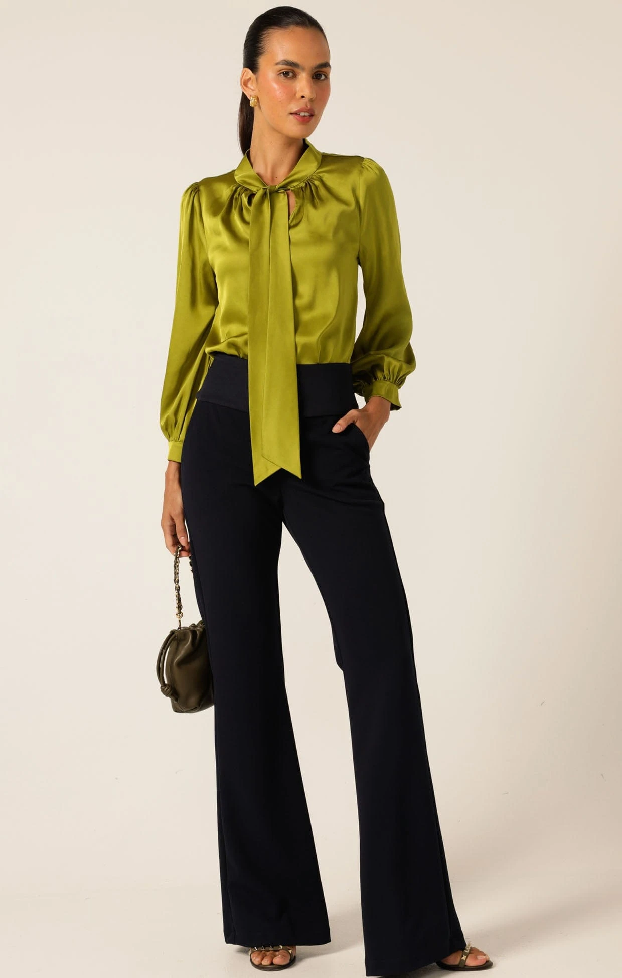 HATCHIE BLOUSE IN CHARTREUSE 8 HATCHIE BLOUSE IN CHARTREUSE - Image 6