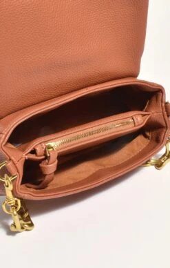 MINNIE CHAIN HANDBAG IN TAN 9 MINNIE CHAIN HANDBAG IN TAN -Clothing Discounts Shop minnie chain handbag in tan accessories bags clutches 1126017984