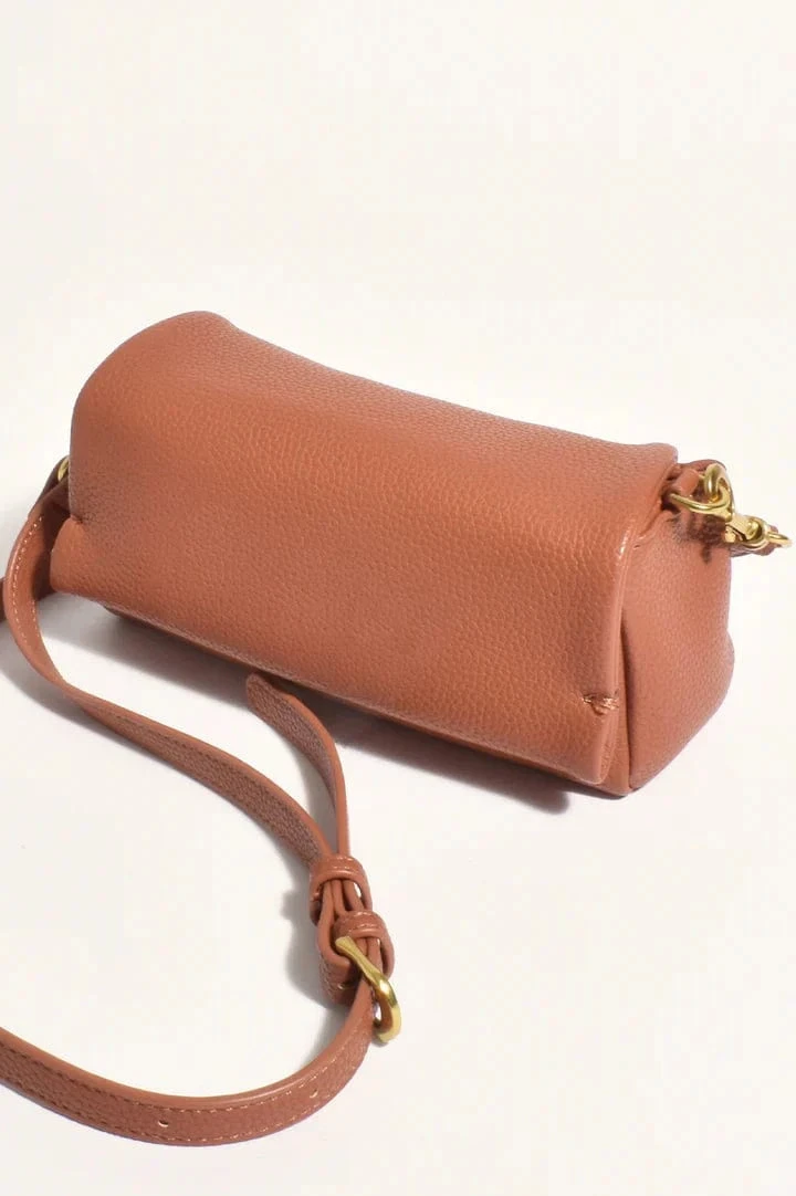 MINNIE CHAIN HANDBAG IN TAN 7 MINNIE CHAIN HANDBAG IN TAN - Image 5