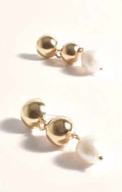 PEARL DROP METAL BALL EARRING IN GOLD -Clothing Discounts Shop pearl drop metal ball earring in gold earrings 43832912085241
