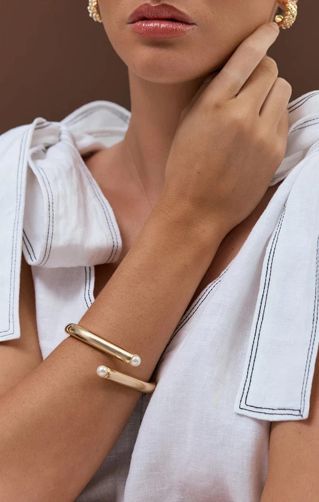 PEARL END BANGLE IN GOLD 4 PEARL END BANGLE IN GOLD - Image 2