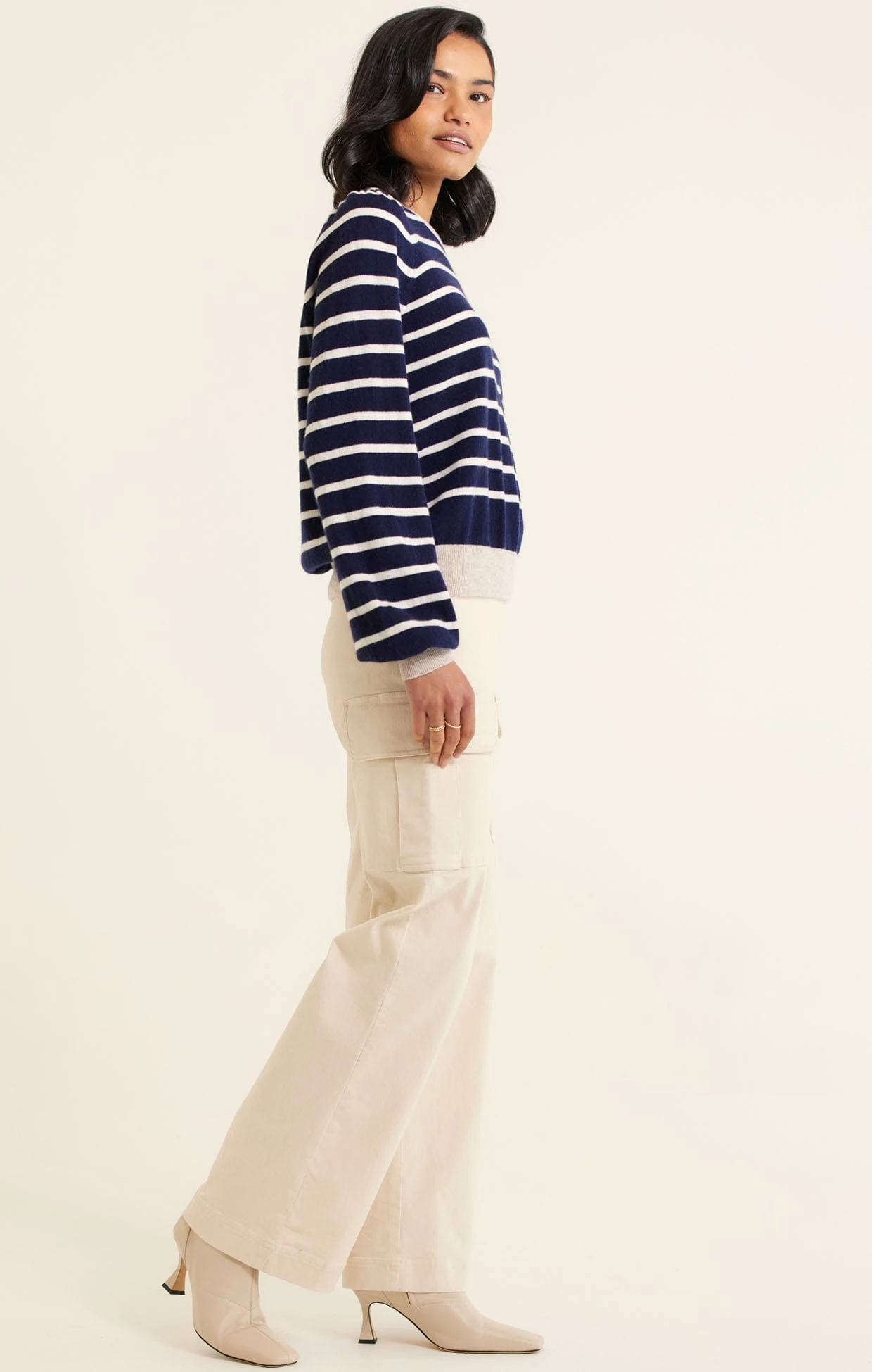 CASHMERE BLEND STRIPE KNIT IN NAVY 10 CASHMERE BLEND STRIPE KNIT IN NAVY - Image 8